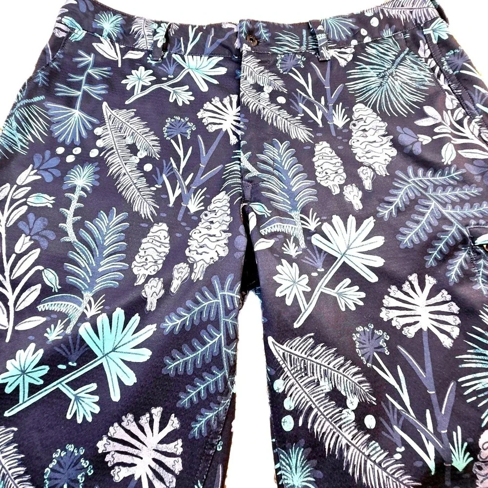 The North Face Men's Navy Floral Hybrid Shorts